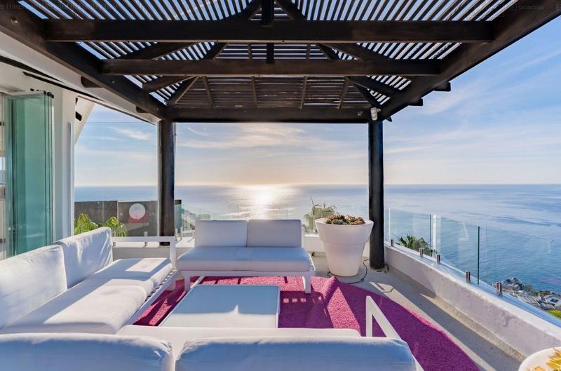 6 Bedroom Property for Sale in Bantry Bay Western Cape